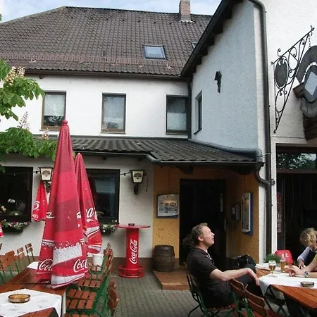 Konukevi / Goetzfried 3*