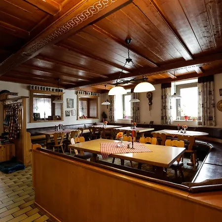 / Götzfried Gasthof Tegernheim